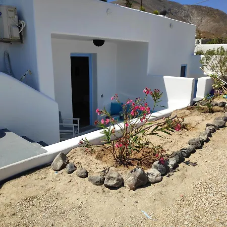 Santoxenia George Apartment Kamari (Santorini)